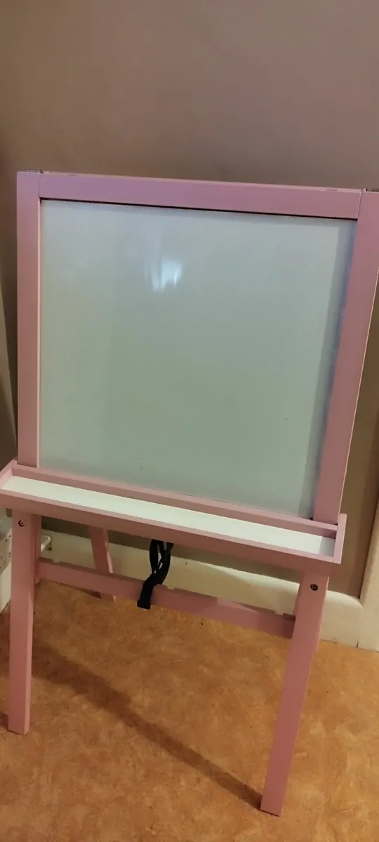 *Reduced Easel chalk/white board- Dungvan area Wat - Image 3