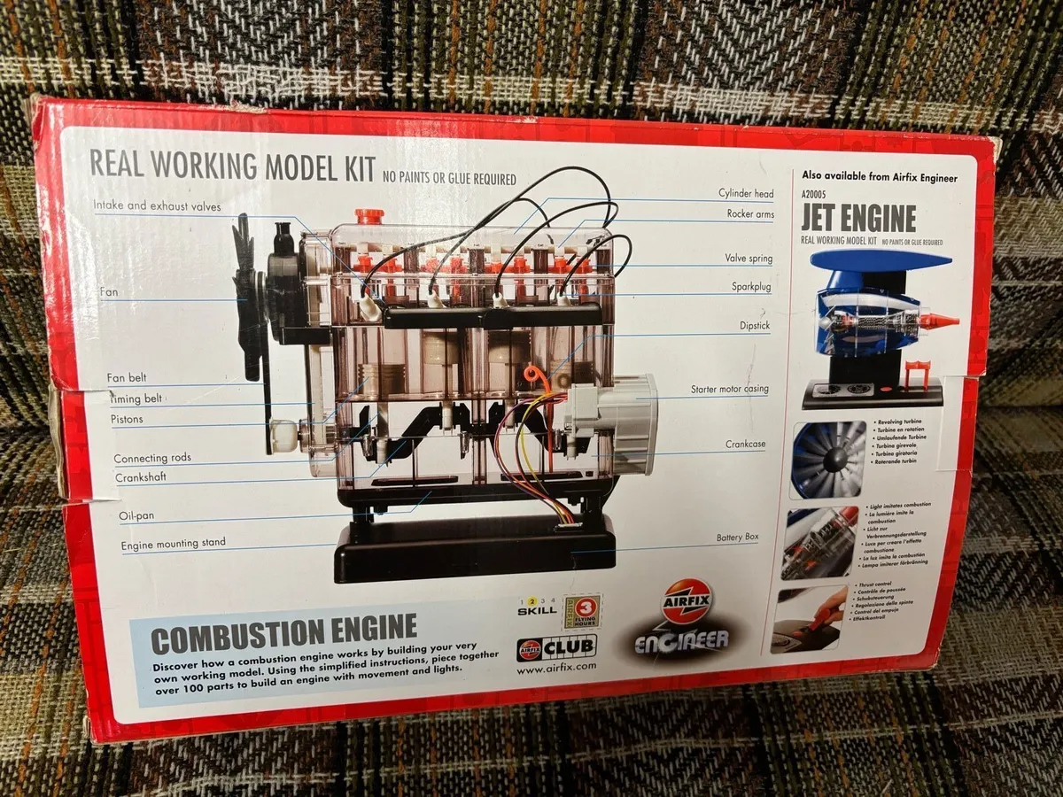 Airfix Hornby Combustion Engine Model Kit - Image 2