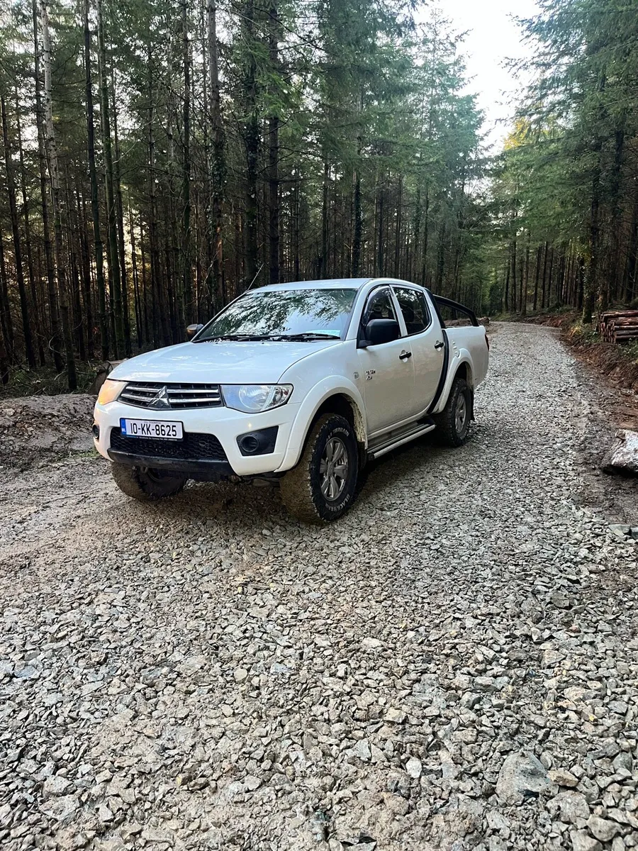 L200 - Image 2
