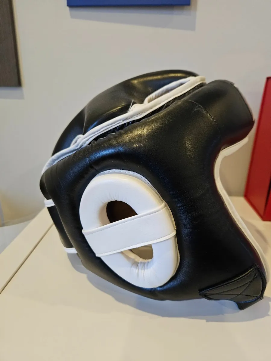 Boxe helmet - Image 1