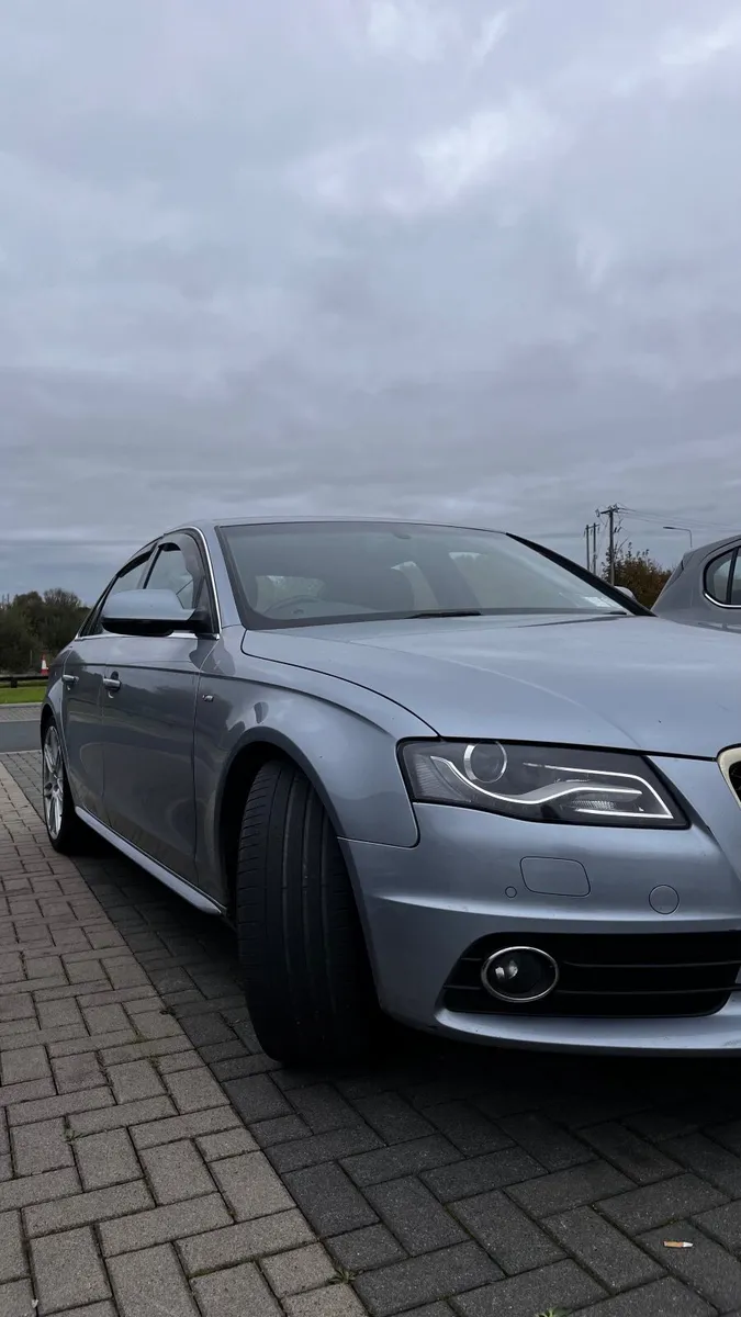 Audi A4 2010 - Image 4
