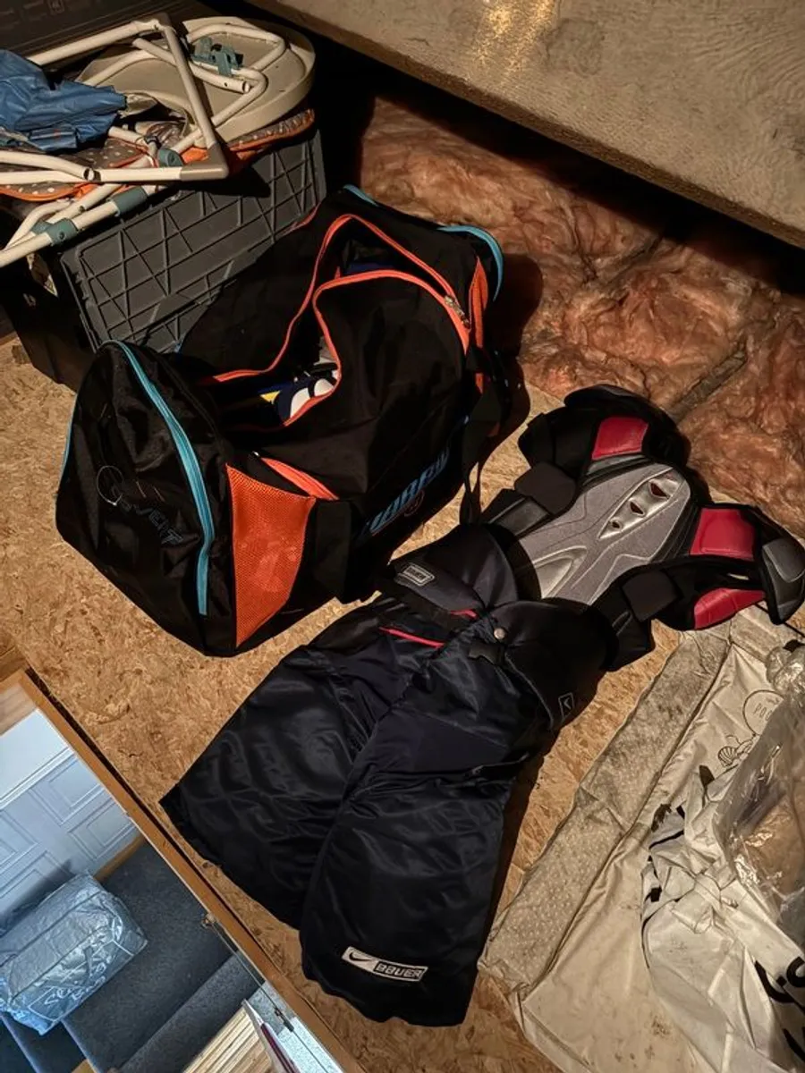 Full Ice Hockey Gear Bundle Medium & 32. Everything You Need - Image 2