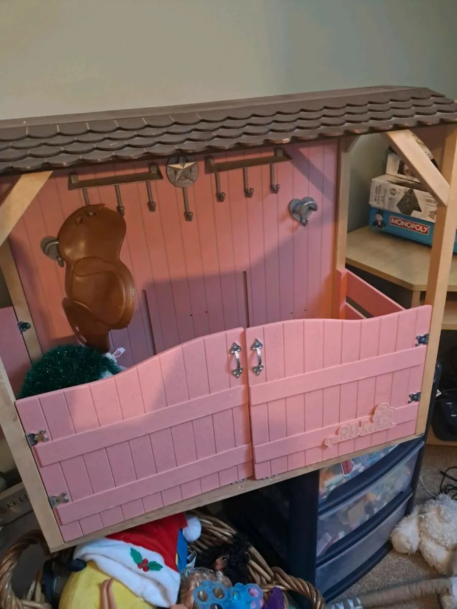 Dolls houses - Image 3