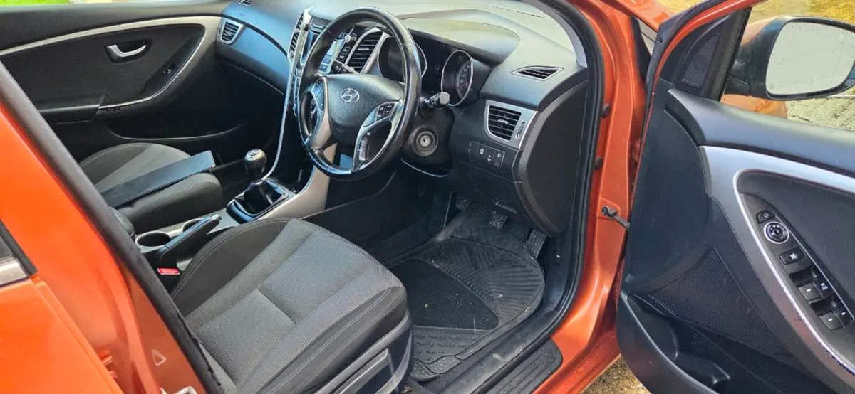 2015 HYUNDAI I30 Diesel - Image 3