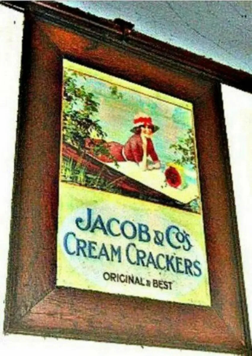 Vintage 'Framed 'Jacobs' Advertisement - Image 3