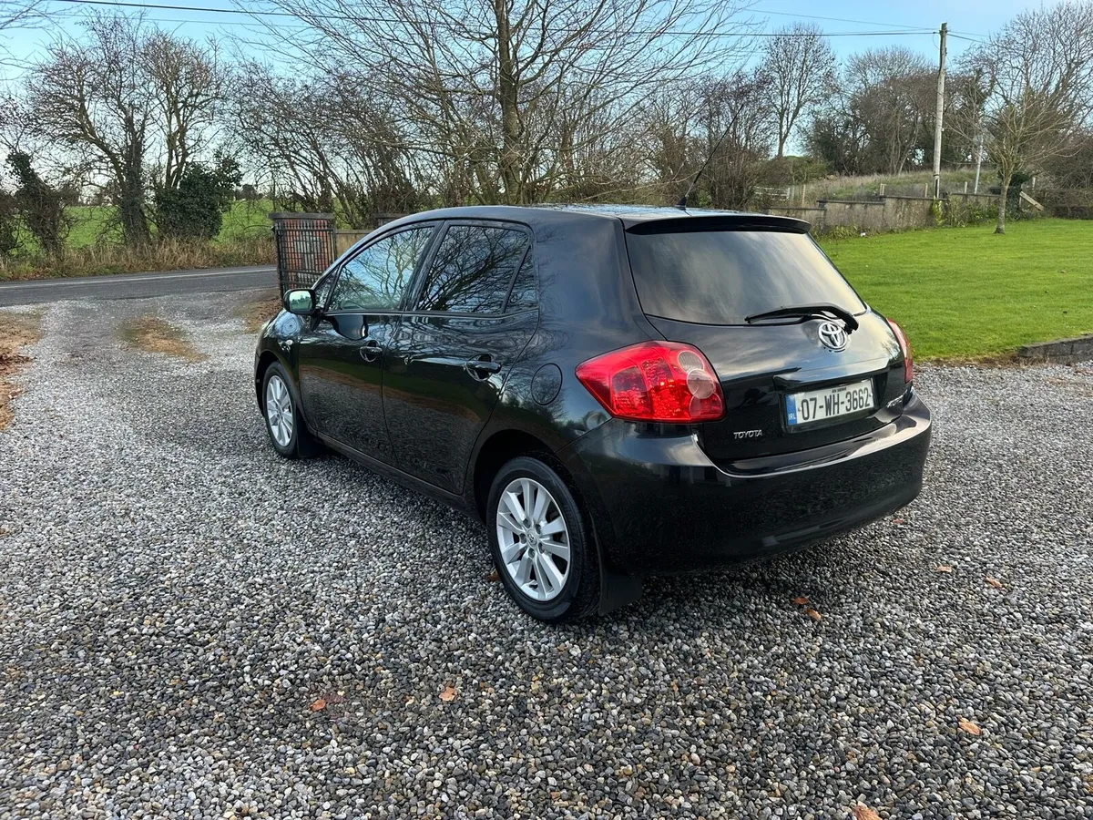 Toyota Auris - Image 4