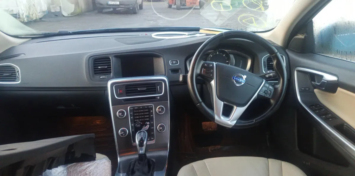 2017 VOLVO S60 2.0D FOR BREAKING! - Image 4