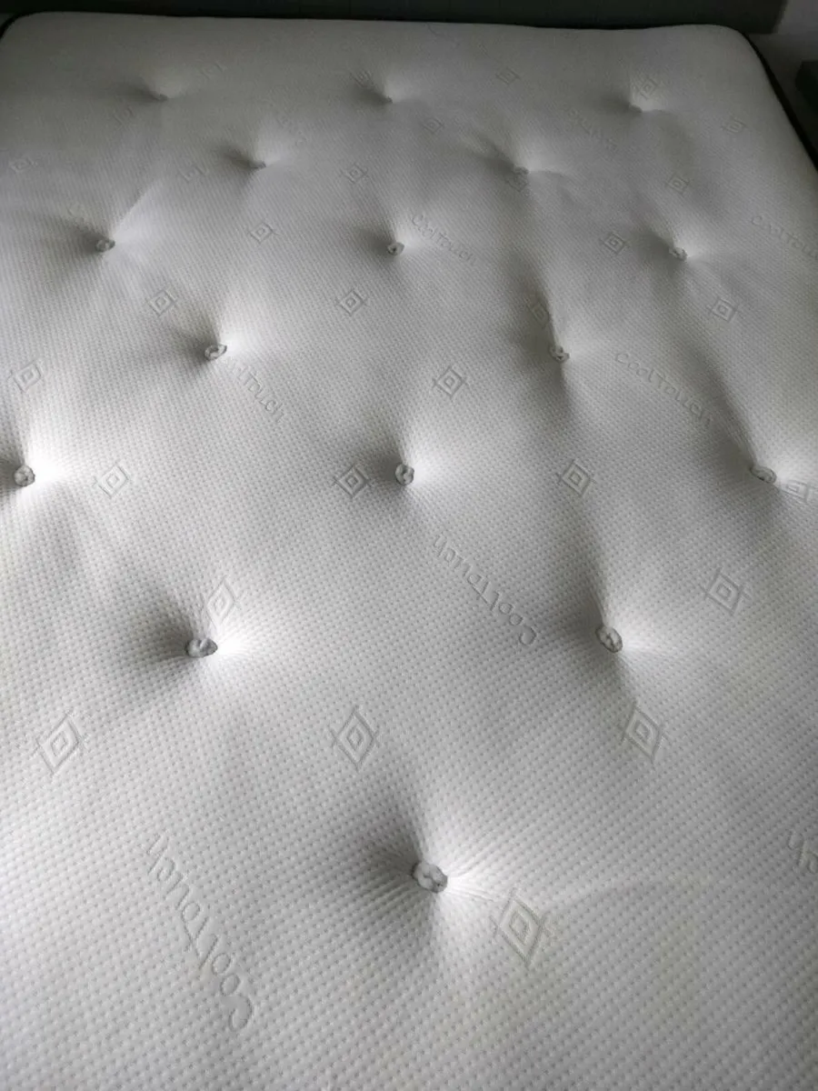 5 ft King Mattress - Image 3