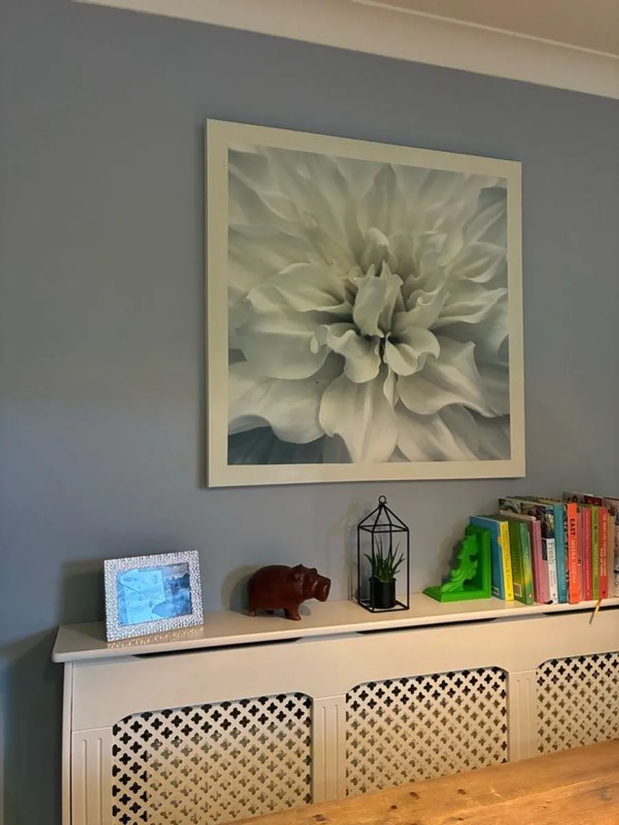 Large flower print - Image 2