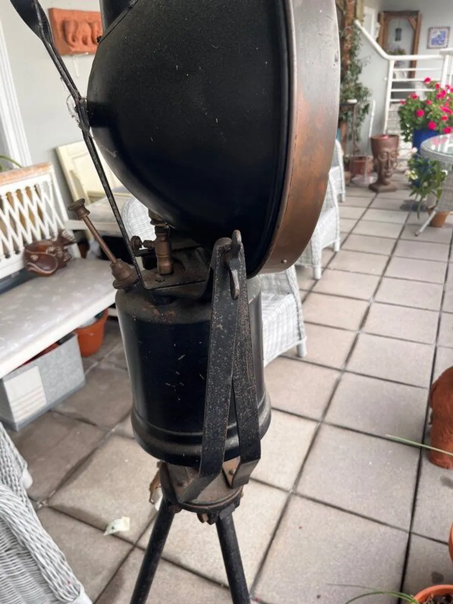 Vintage Tilly projector lamp - Image 4