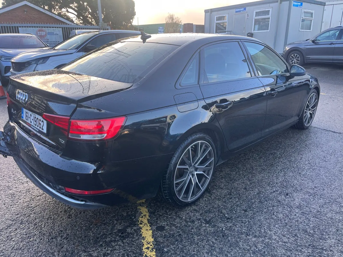 2016 Audi A4 Black Edition - Image 4