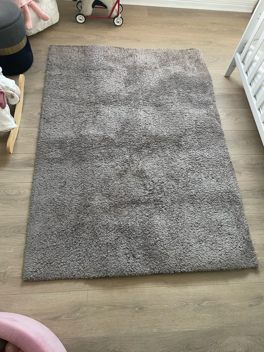 Rug - Image 1
