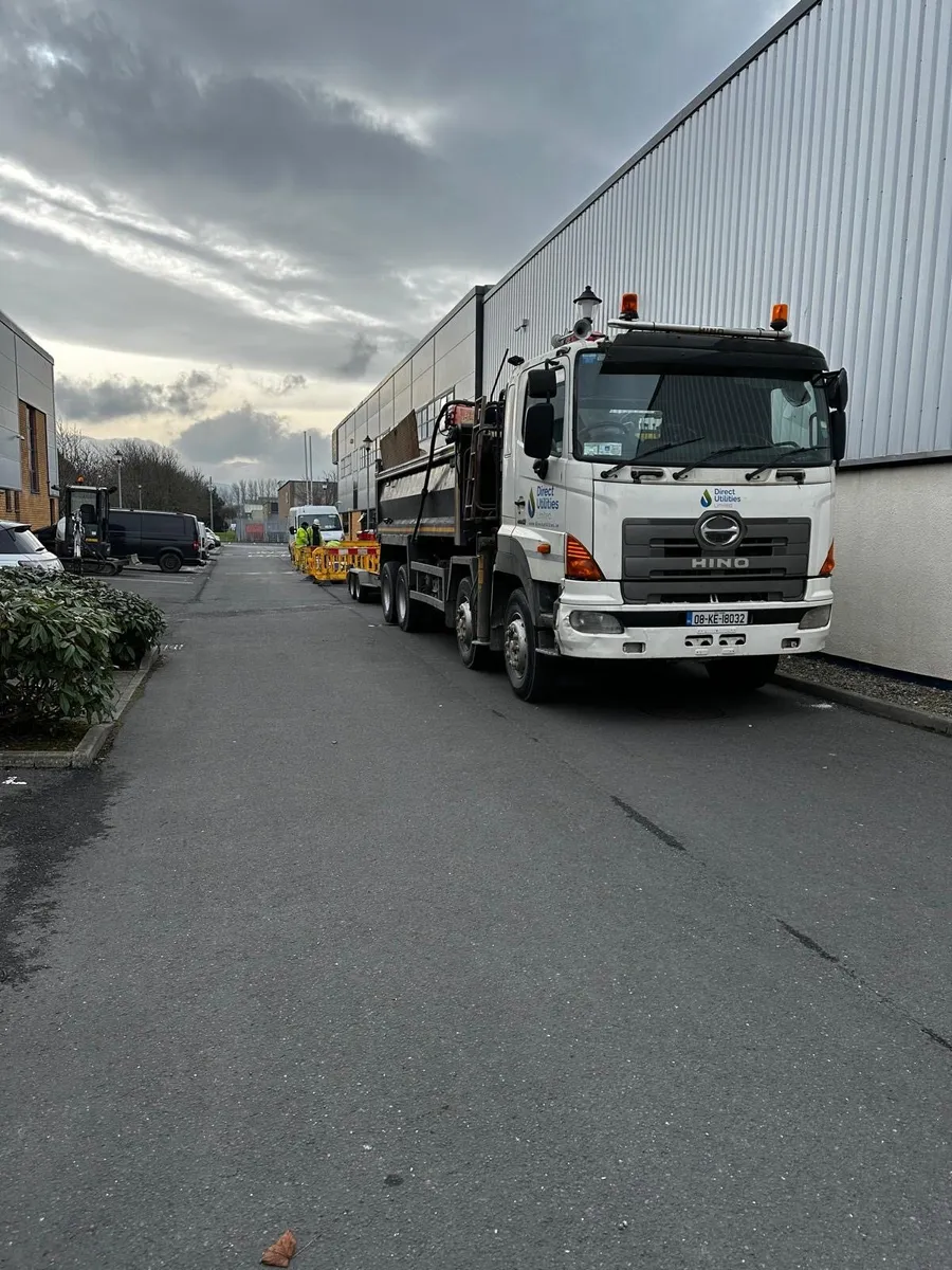 HINO Grab Truck (Tested 19/02/2026) - Image 1