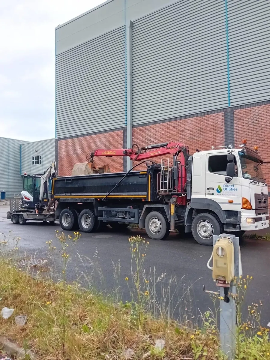 HINO Grab Truck (Tested 19/02/2026) - Image 2