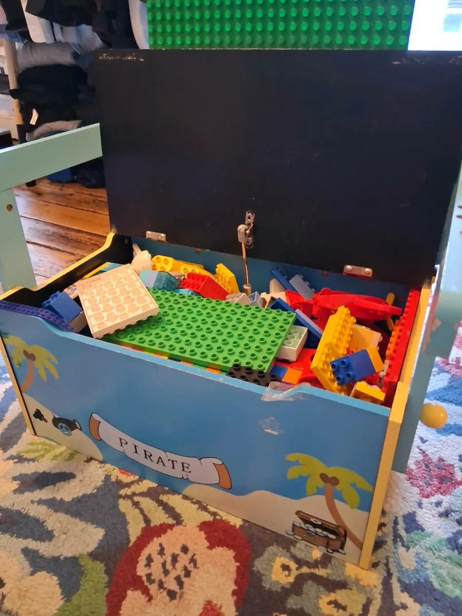 Duplo bundle with Pirate Storage box - Image 3
