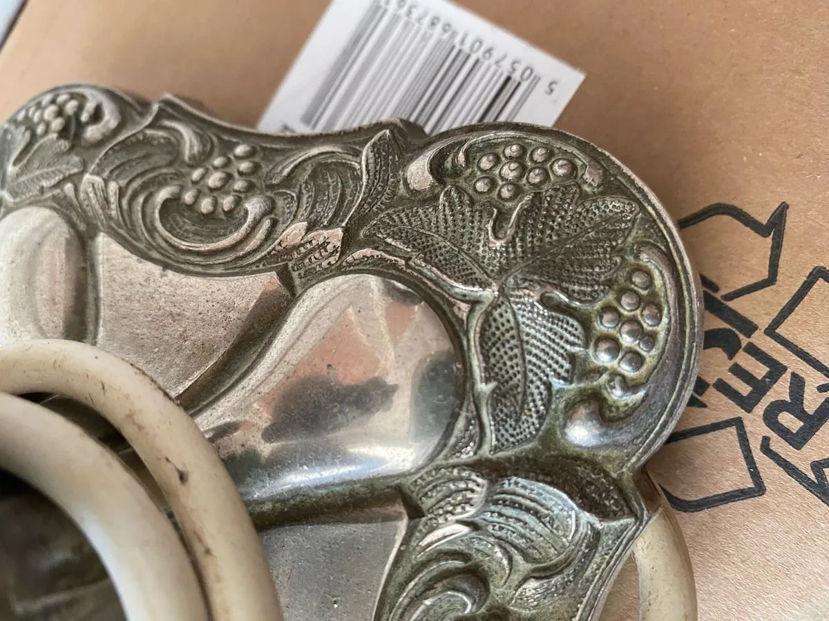 Victorian lamp base - Image 4