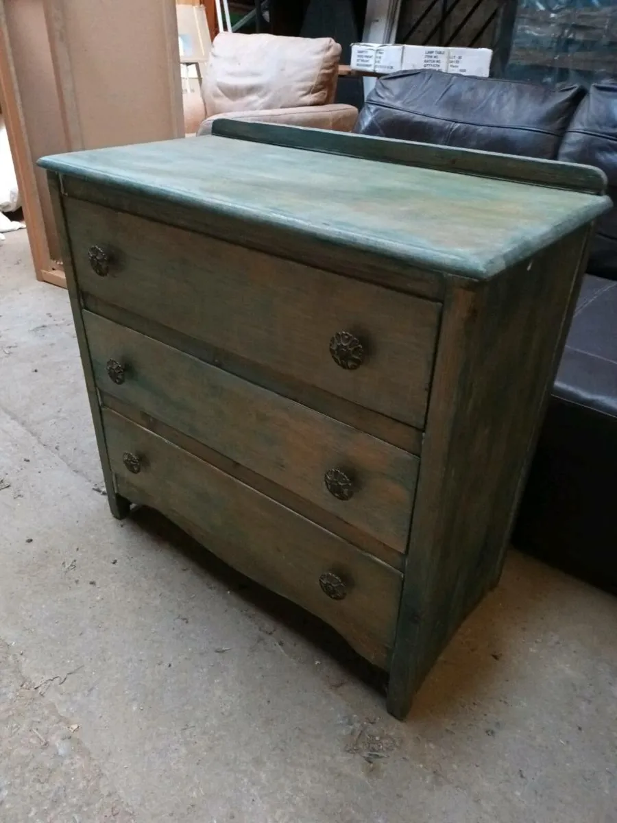 Chest of Drawers - Image 1