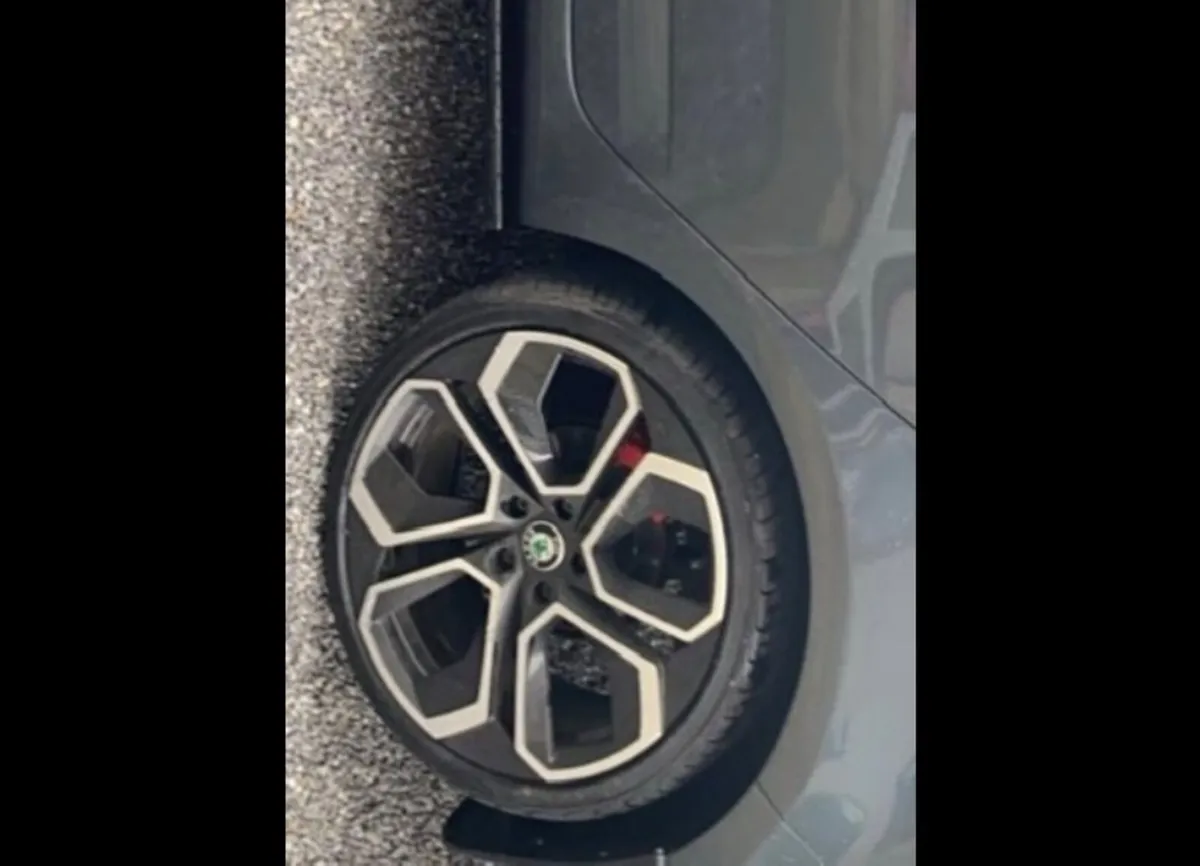 Skoda tyres and alloys - Image 1