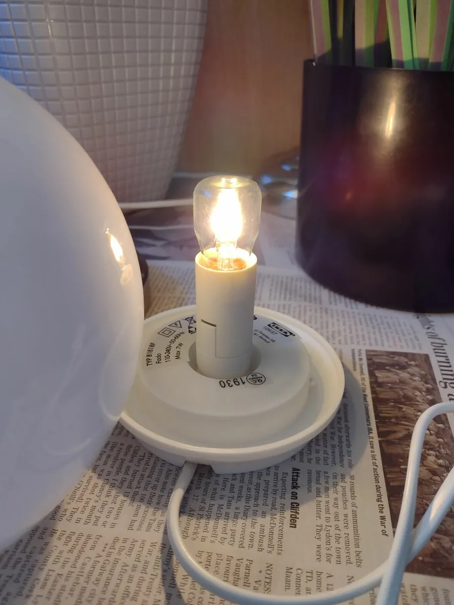 Dome hall/bedroom lamp with bulb - Image 4