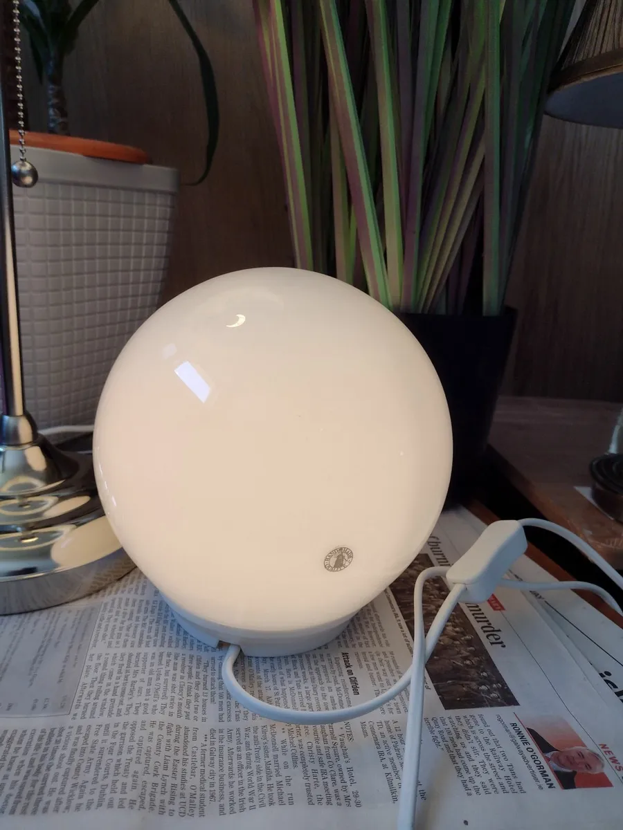 Dome hall/bedroom lamp with bulb - Image 1