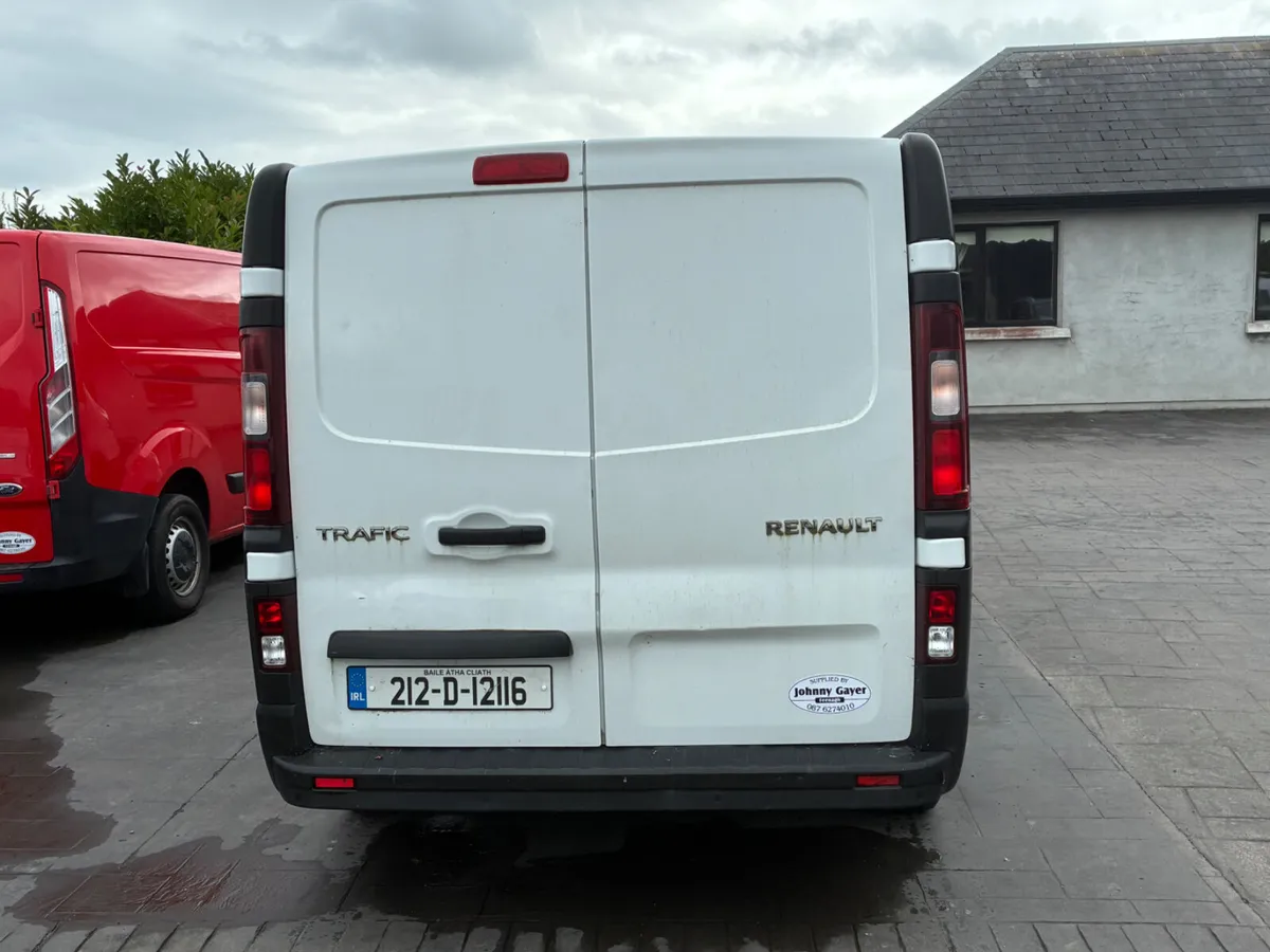 Renault traffic - Image 4
