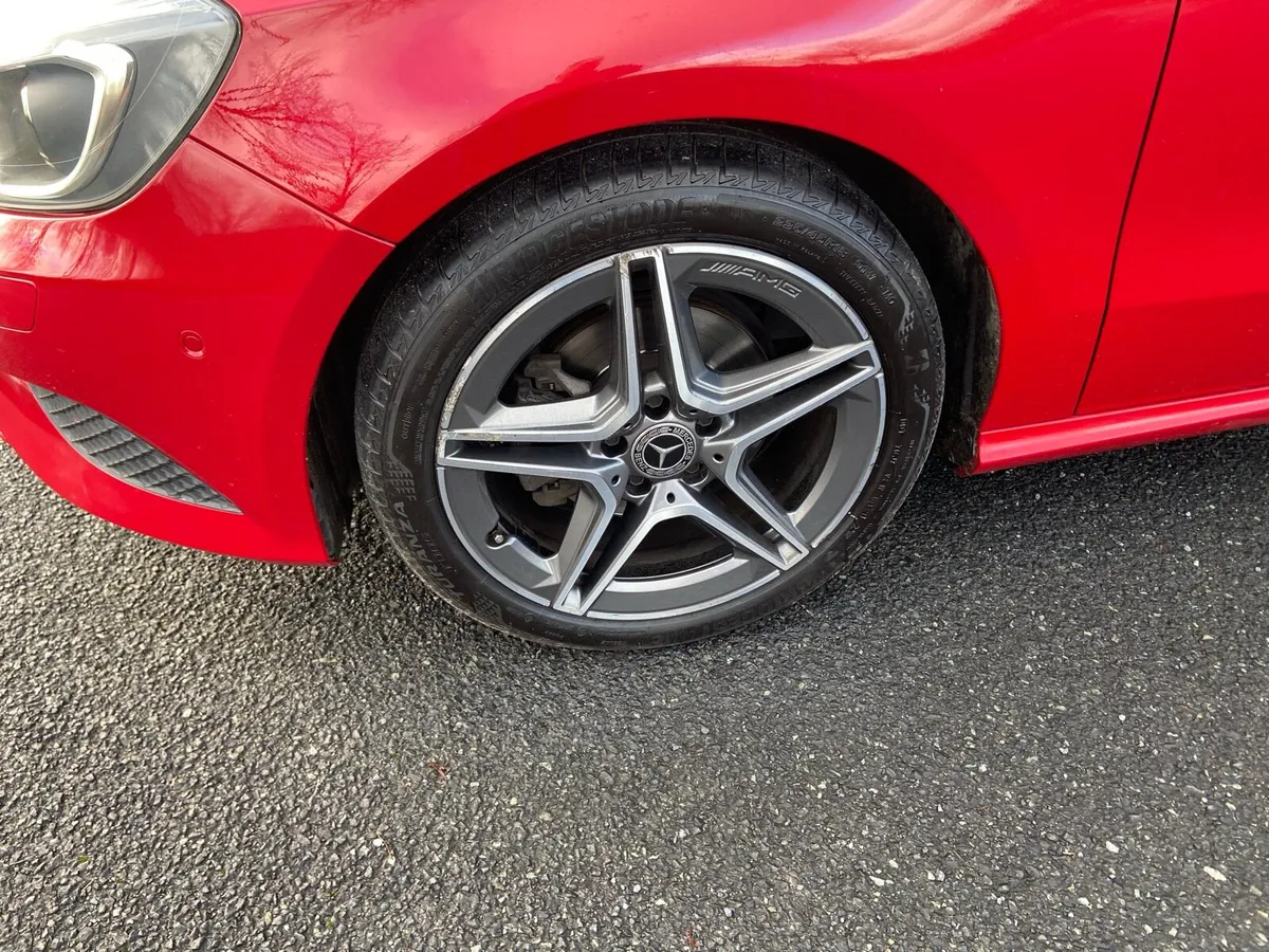 Mercedes A180 Auto // 2 Tone Red With Black Roof / - Image 2