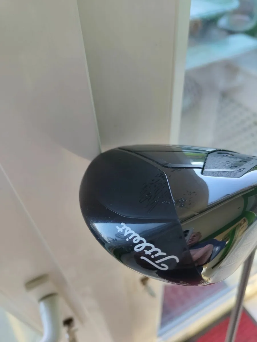 Left hand Titleist GT3 driver - Image 2