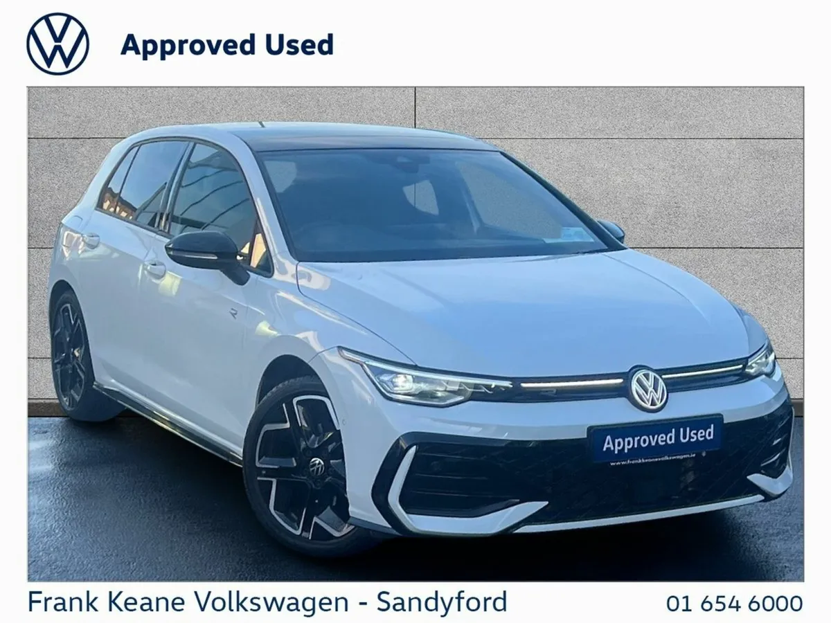 Volkswagen Golf *EX Demo* *R-LINE* 1.5 TSI MHEV 15 - Image 1