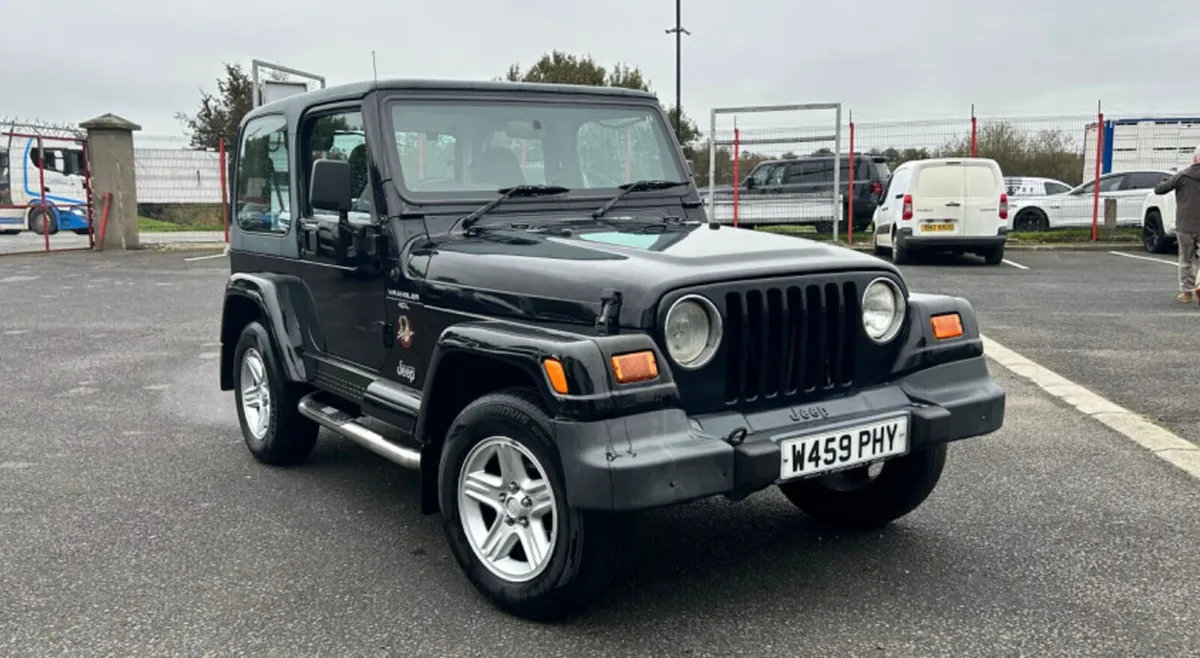 Jeep Wrangler Sahara V6 Auto - Image 1