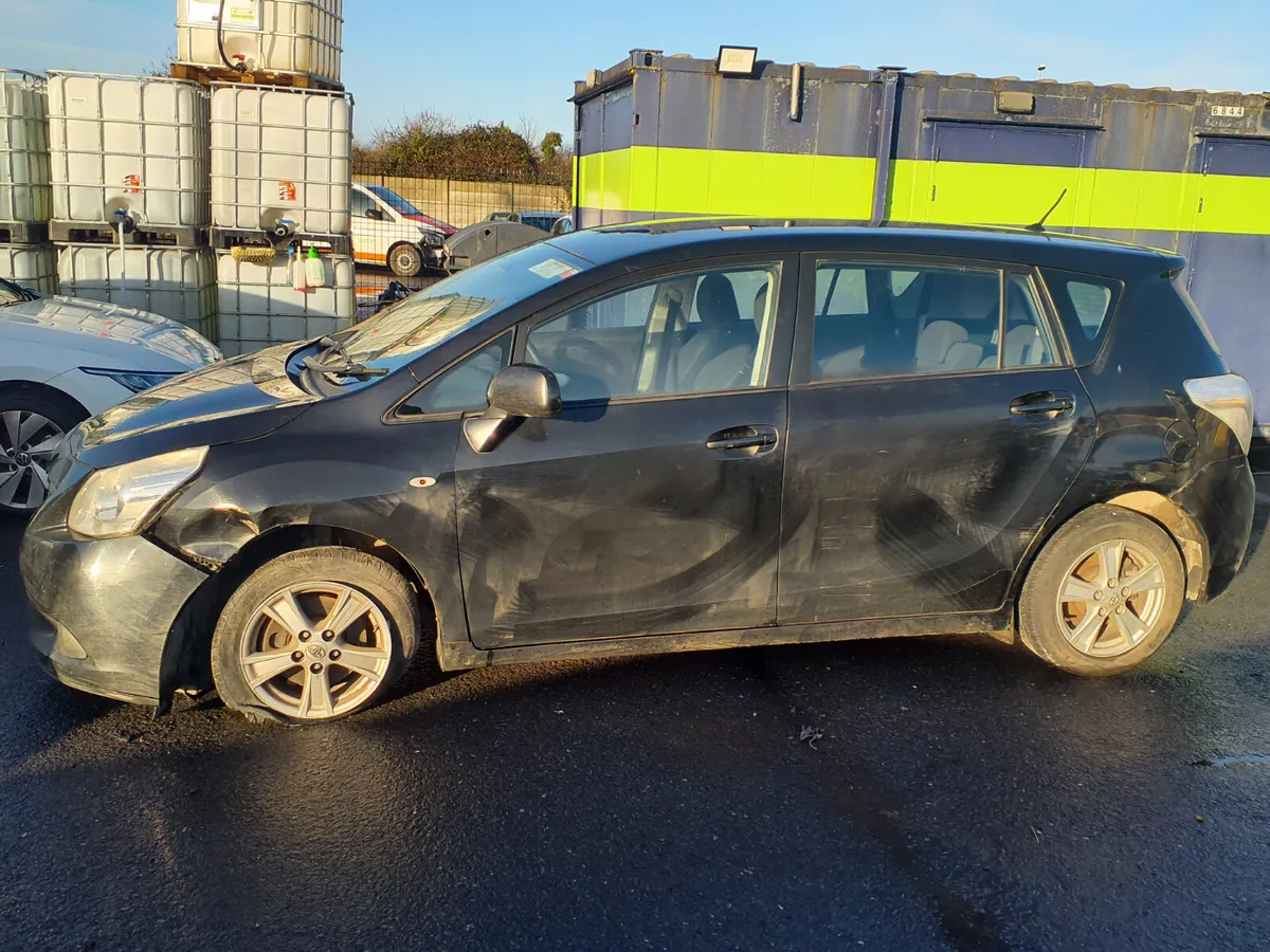 2009 Toyota Verso, 7 seater - Image 4