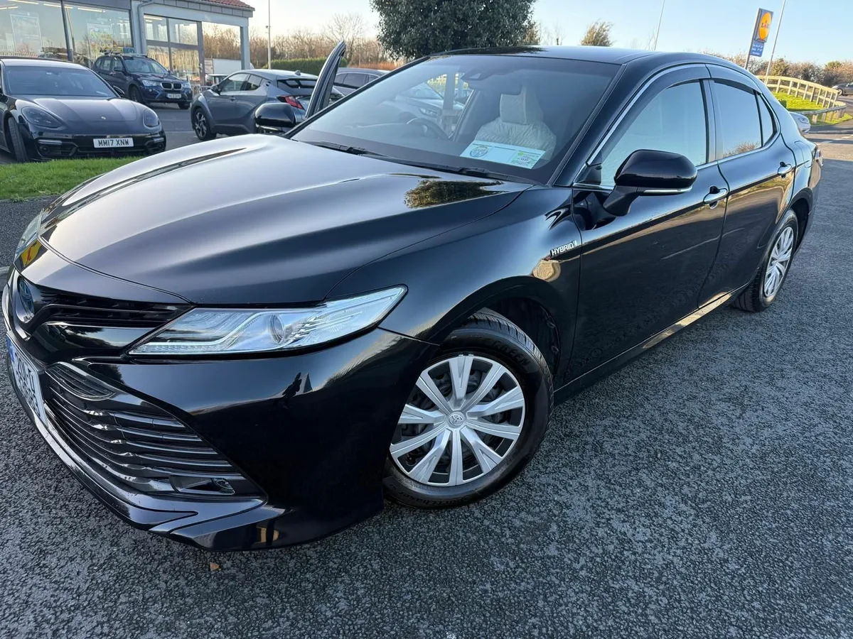 Toyota Camry 2020 - Image 1