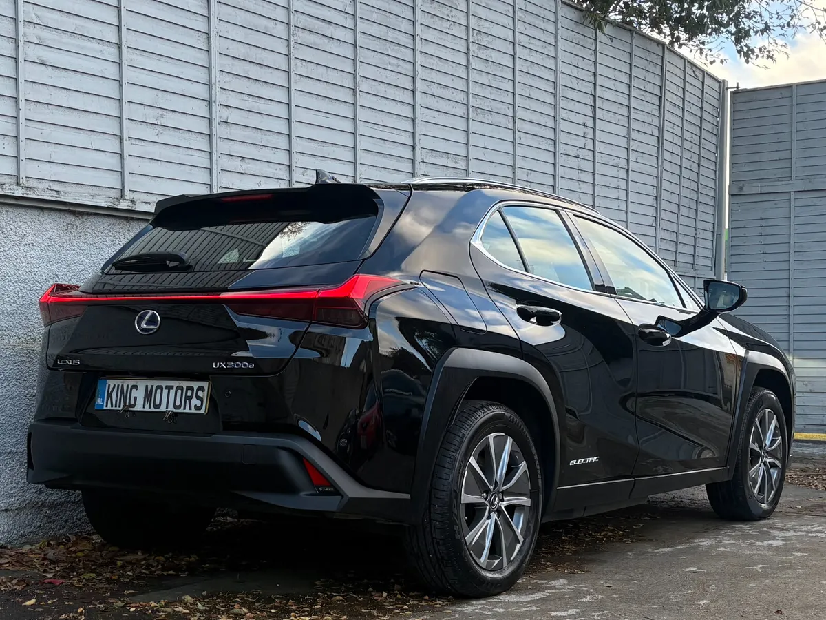 Lexus UX 2023 UX 300E / FULL LEXUS HISTORY - Image 3