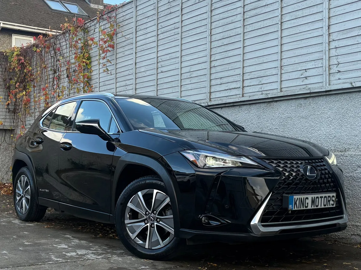 Lexus UX 2023 UX 300E / FULL LEXUS HISTORY - Image 1