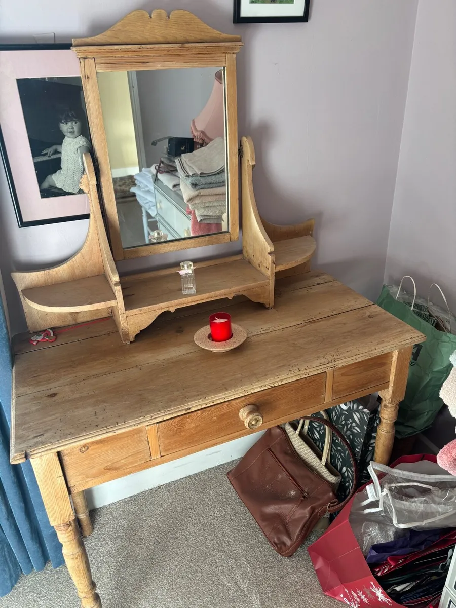 Hall dresser with mirror - Image 1