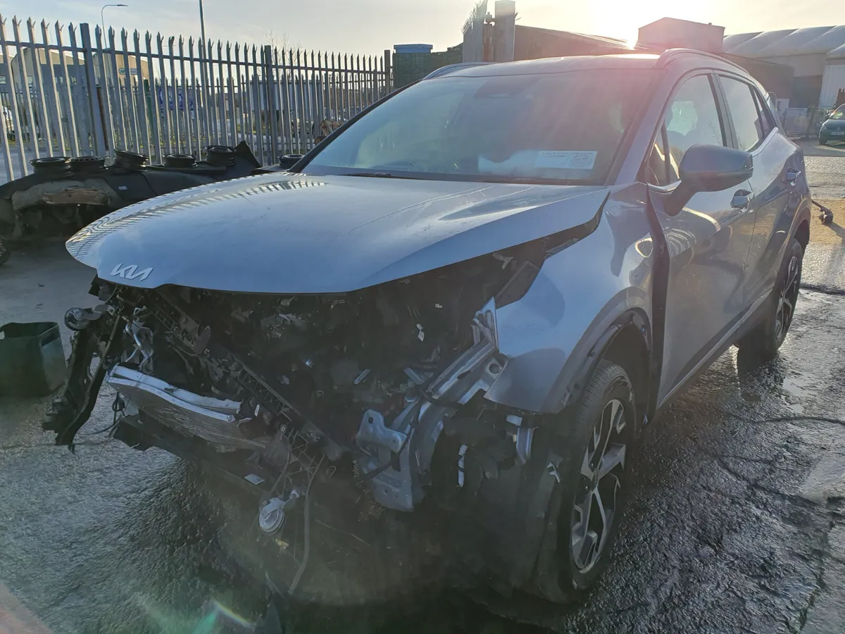 24 KIA SPORTAGE  1.6 D (D4FE) FOR BREAKING - Image 2