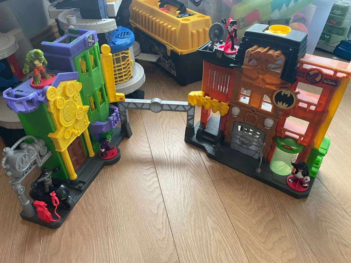 Fisher Prove Imaginext DC super friends Batman Toy - Image 1