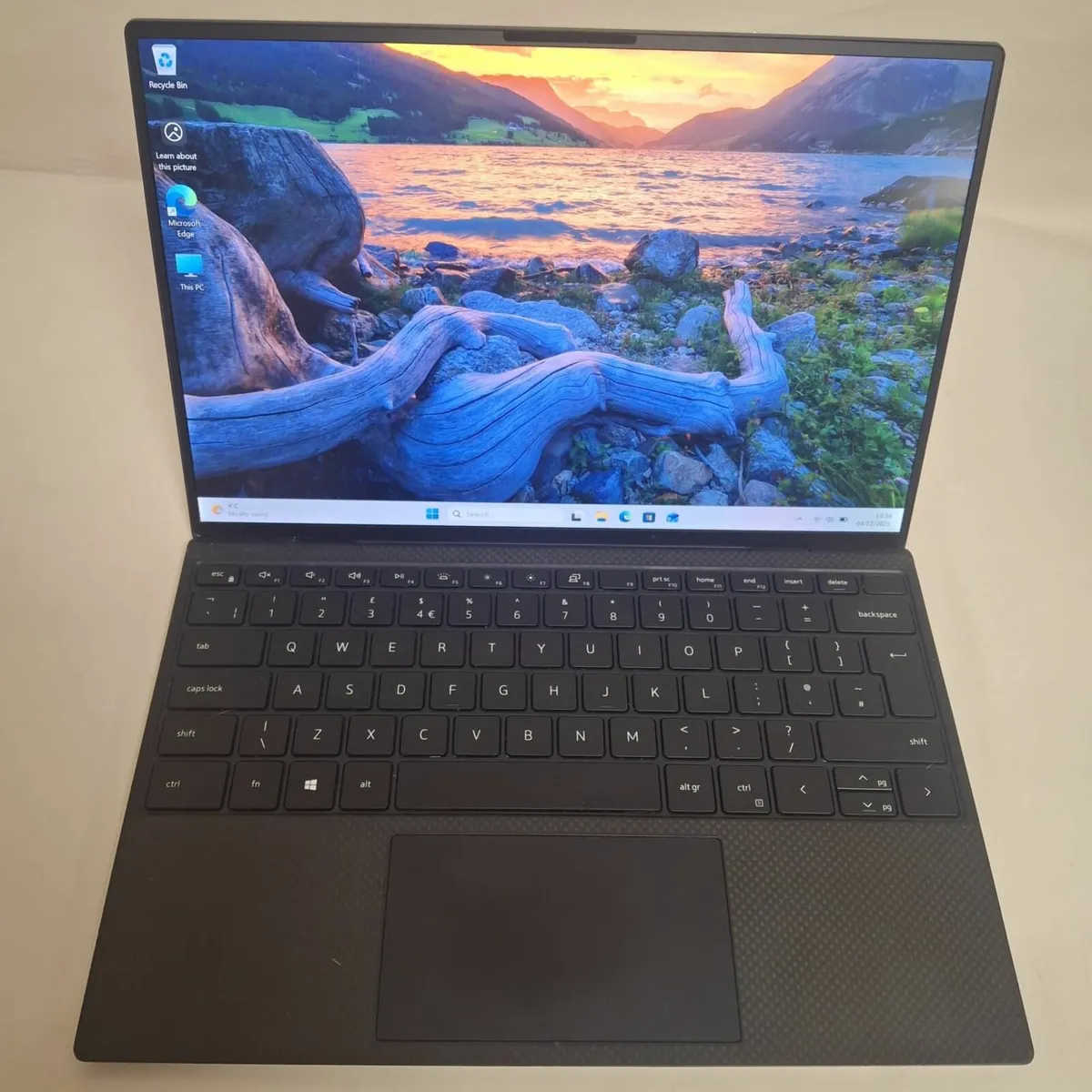 Dell XPS 13 9310 | i7-1185G7 | 16GB RAM | 256GB - Image 1