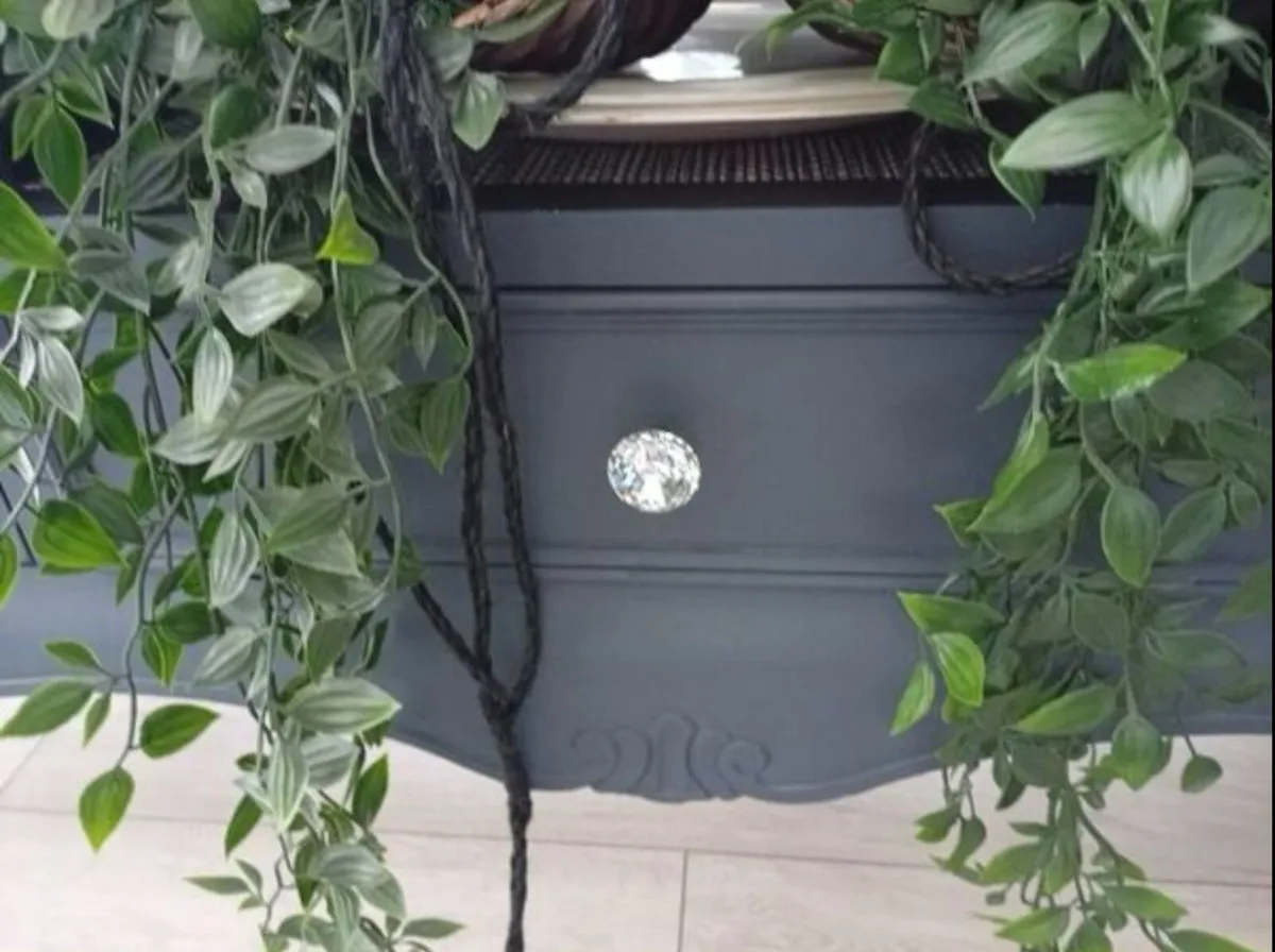 Beautiful French style Sideboard tv cabinet - Image 2