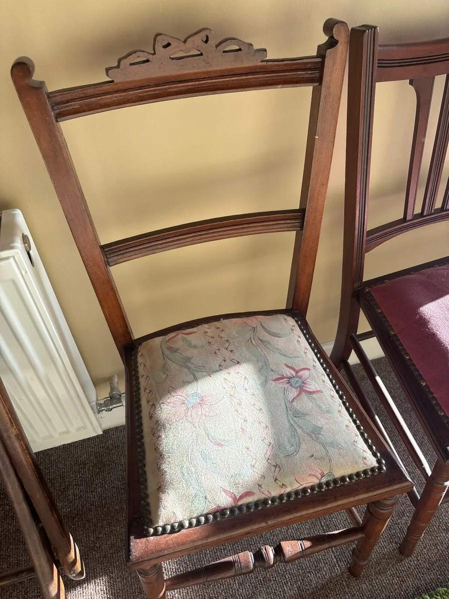 3 vintage hall chairs - Image 4
