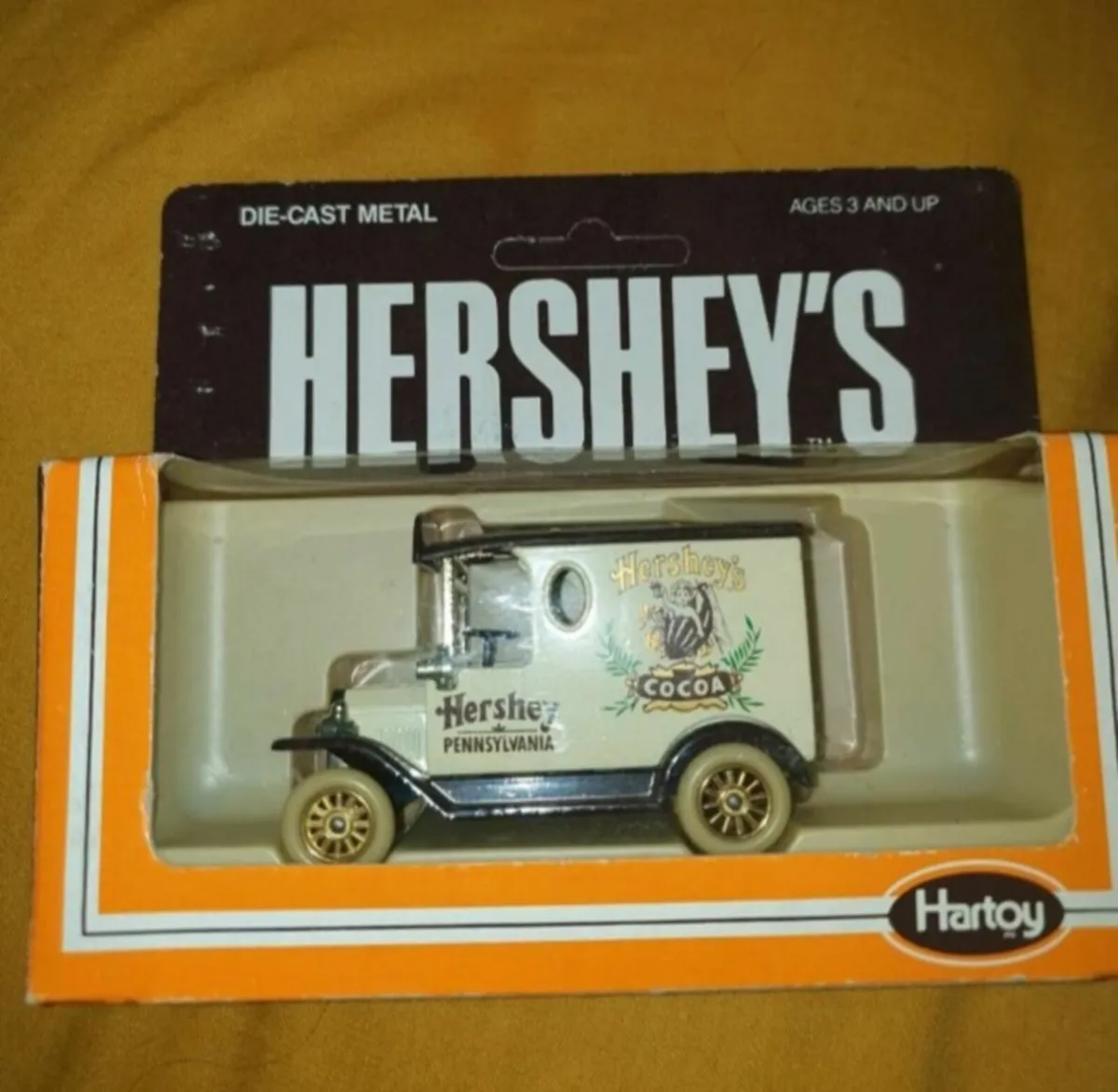 3 VINTAGE DIE.CAST MODELS  HERSHEYS - Image 2
