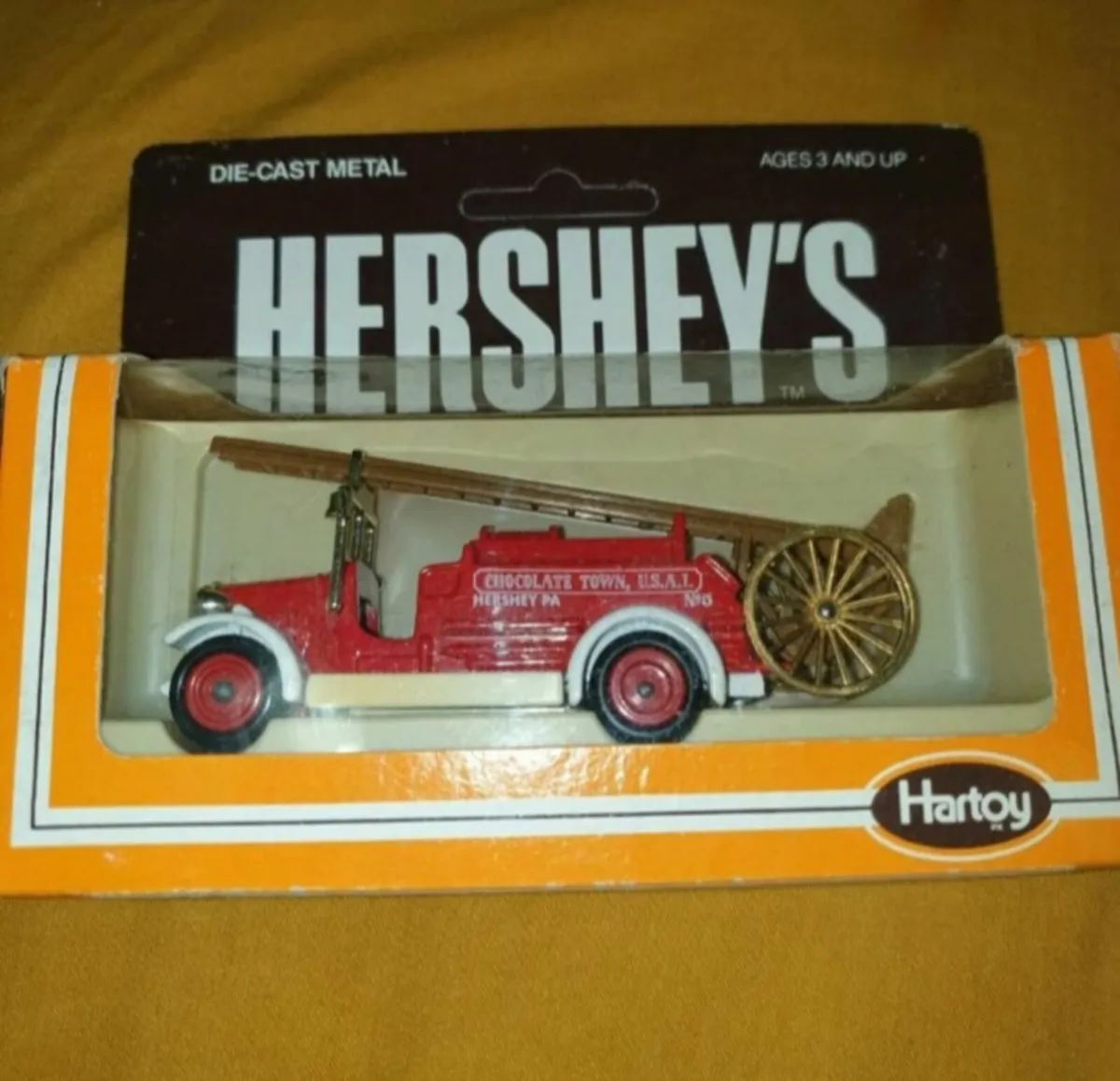 3 VINTAGE DIE.CAST MODELS  HERSHEYS - Image 3