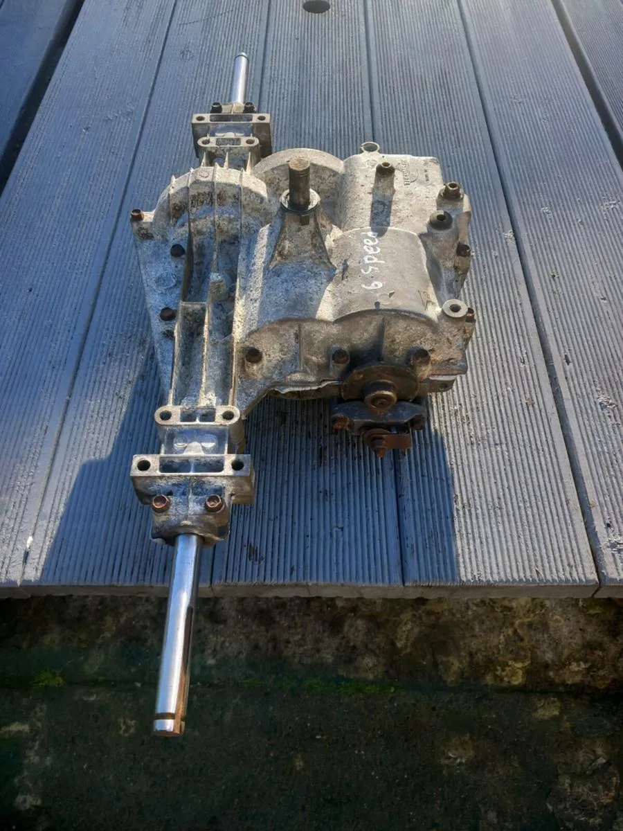 Husqvarna manual gearbox for sale - Image 4