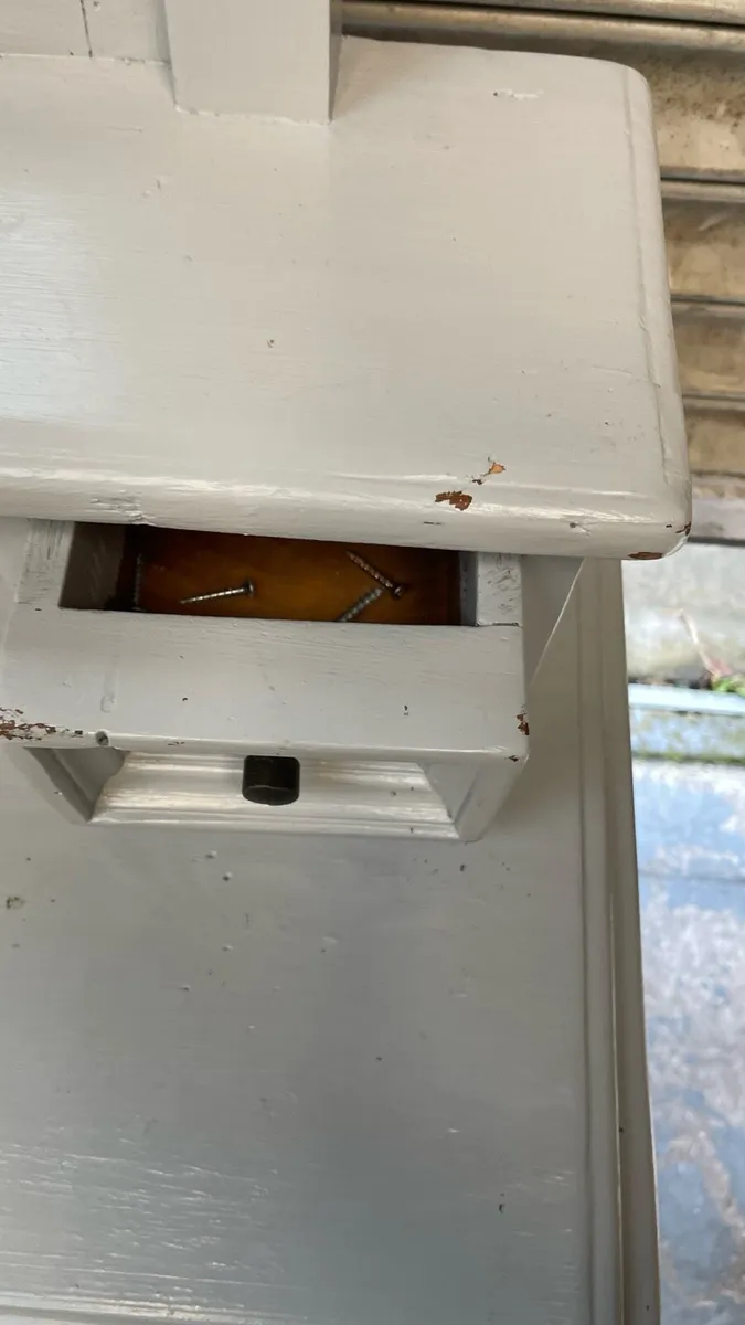 Entrance table with Mirror - Image 4