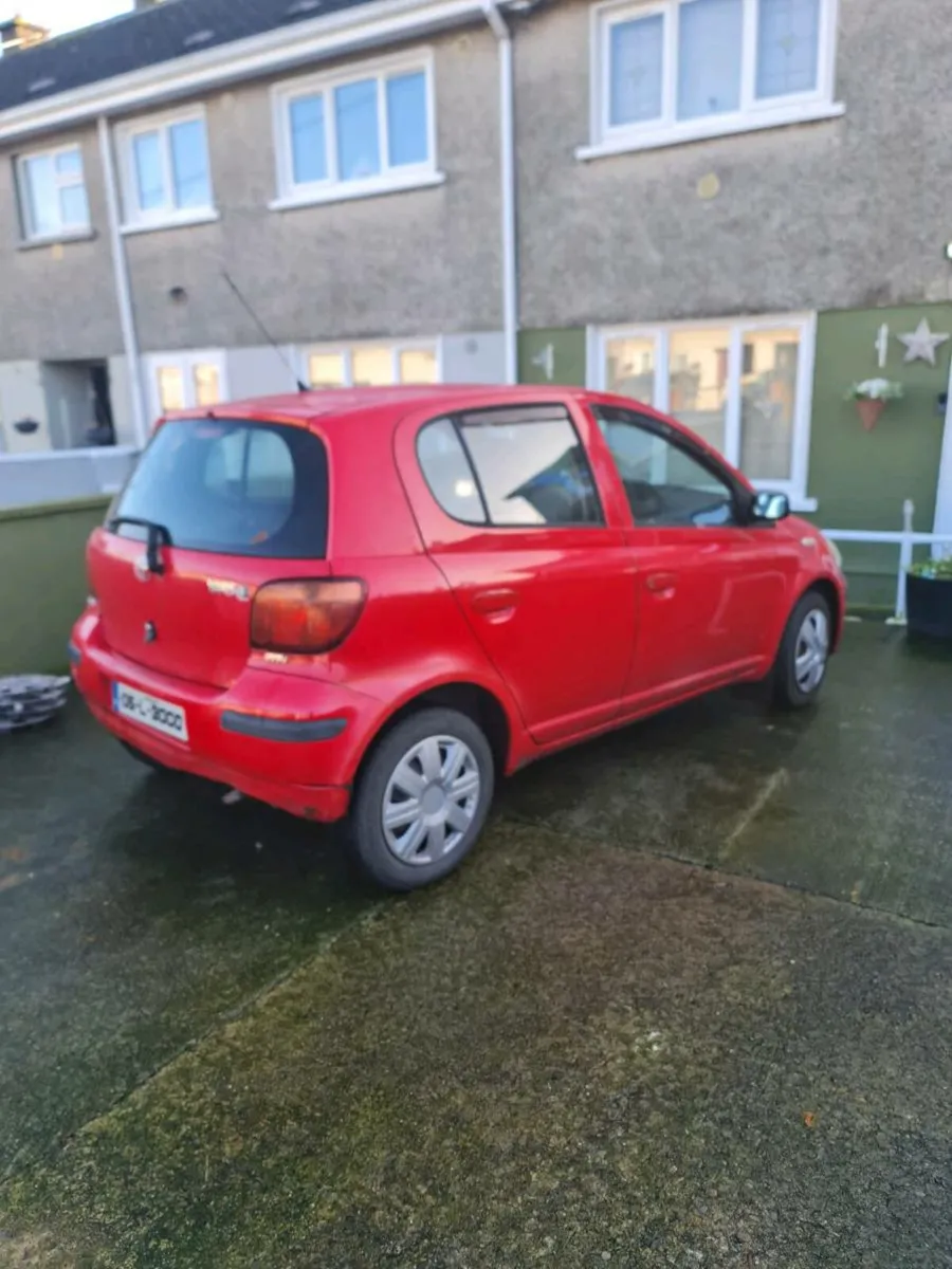 2005 toyota yaris - Image 3