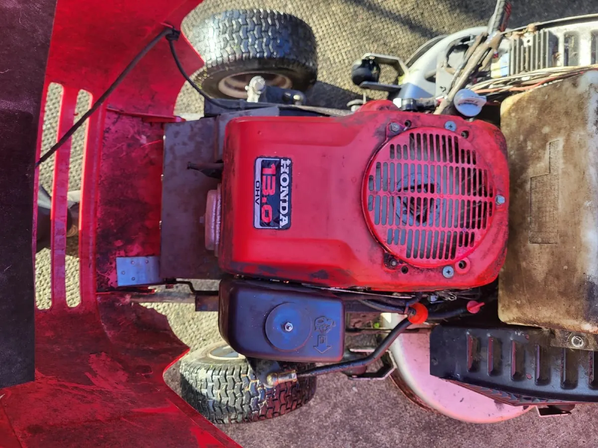 ride on mower - Image 2