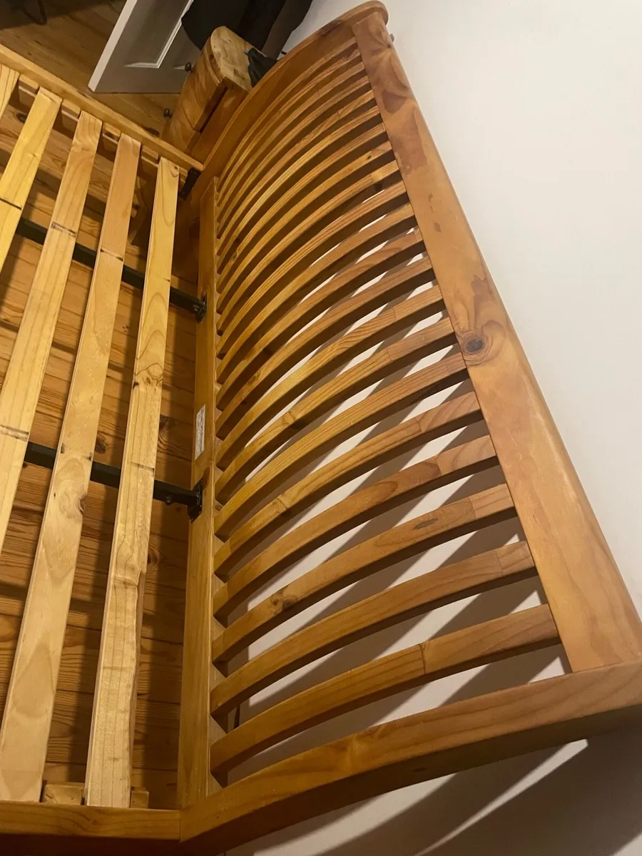 Super king bed + matching lockers - Image 3