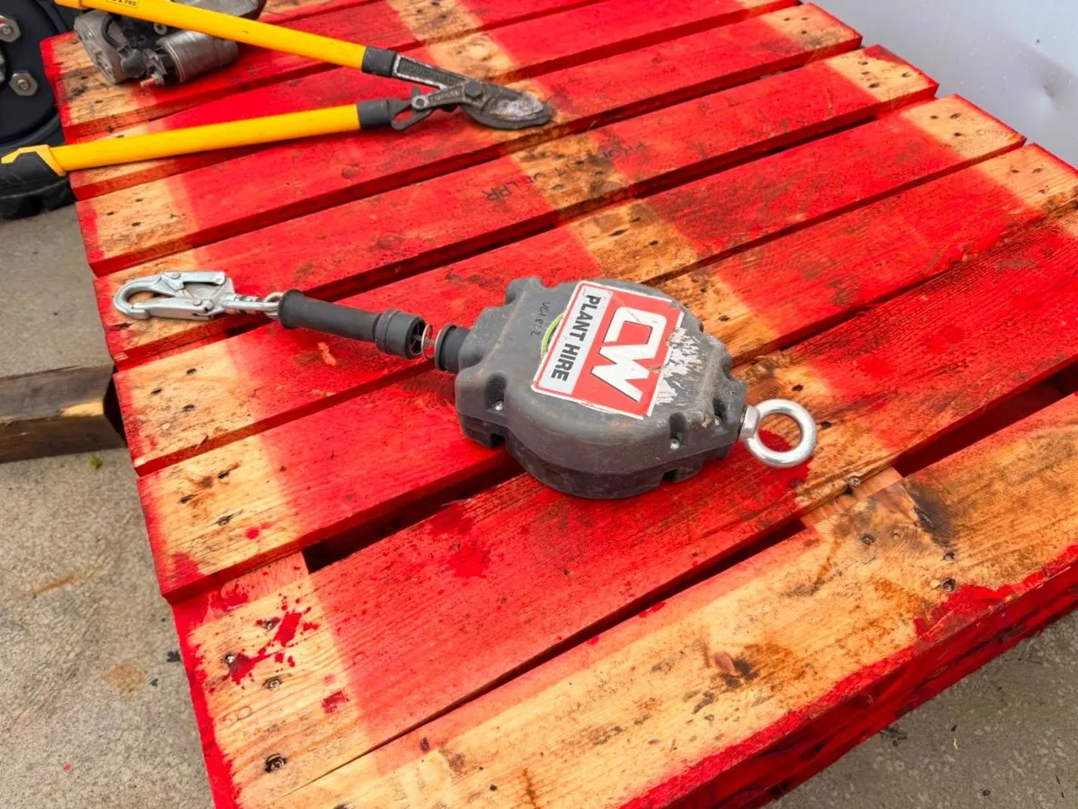Safety harness fall arrest - Image 4