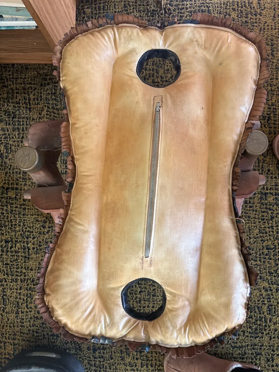 Leather 1950s camel saddle stool - Image 4