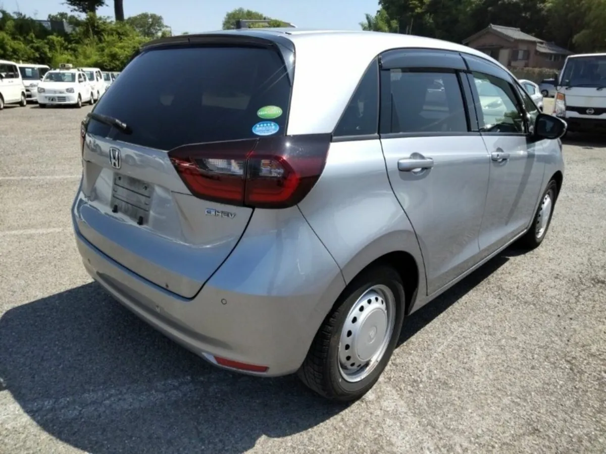 Honda Fit 1.5 EHEV - CRUISE CONTROL - Image 2