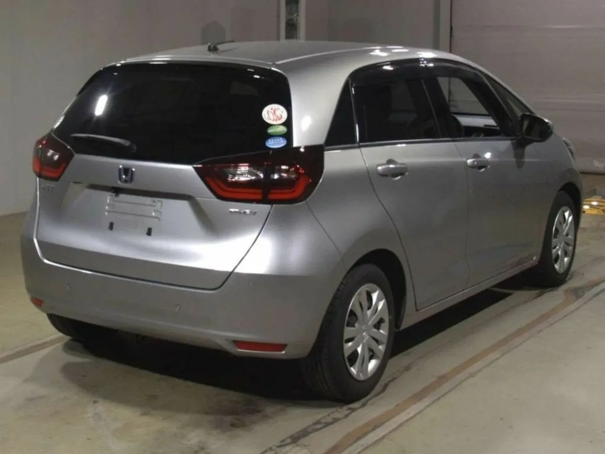 Honda Fit 1.5 AUTOMATIC - HYBRID - Image 2